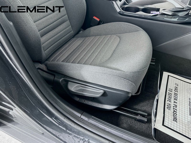 Kia K4 Vehicle Full-screen Gallery Image 31