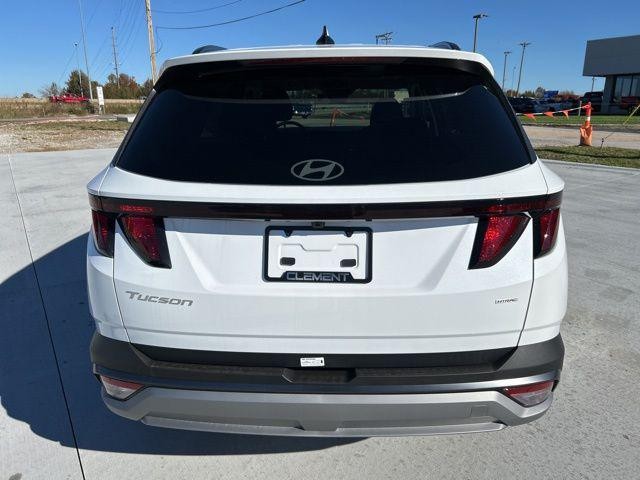 Hyundai Tucson Vehicle Full-screen Gallery Image 7