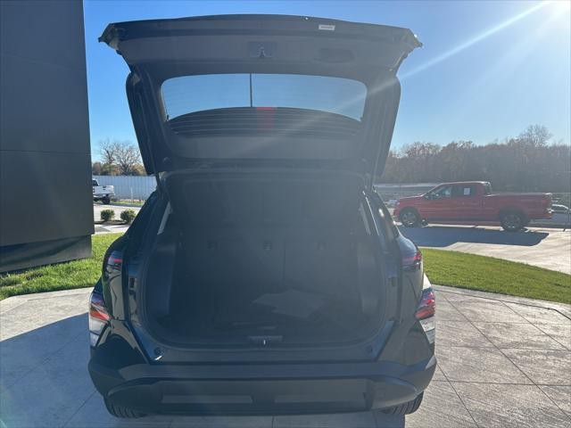 Hyundai Kona Vehicle Full-screen Gallery Image 9