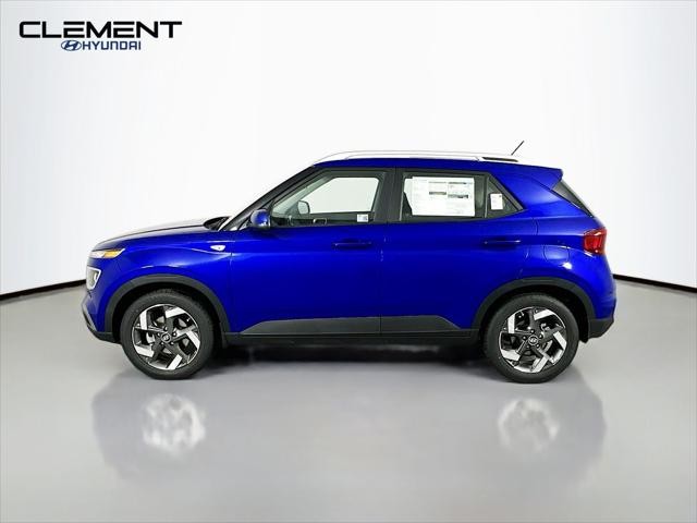 Hyundai Venue Vehicle Full-screen Gallery Image 4