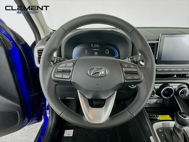 Hyundai Venue Vehicle Full-screen Gallery Image 13