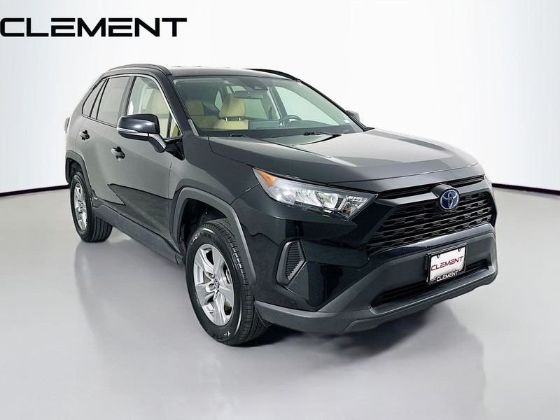 Toyota RAV4 Vehicle Full-screen Gallery Image 3