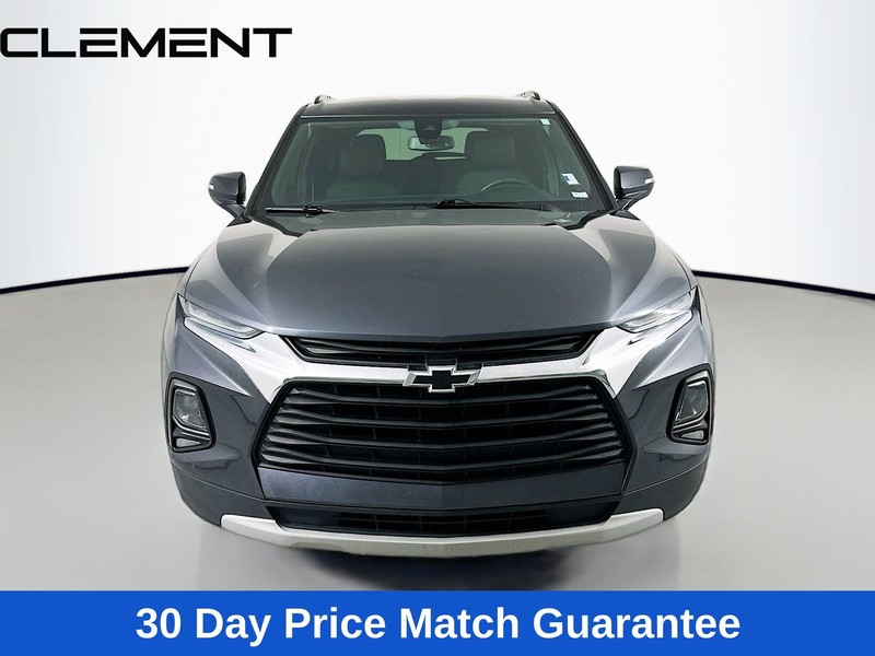 Chevrolet Blazer Vehicle Full-screen Gallery Image 02