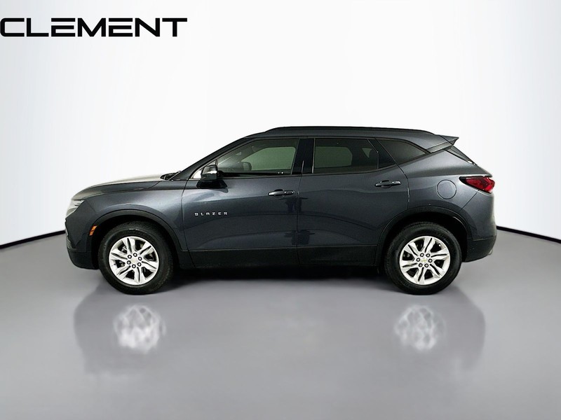 Chevrolet Blazer Vehicle Full-screen Gallery Image 04