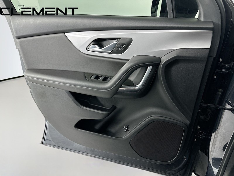 Chevrolet Blazer Vehicle Full-screen Gallery Image 26