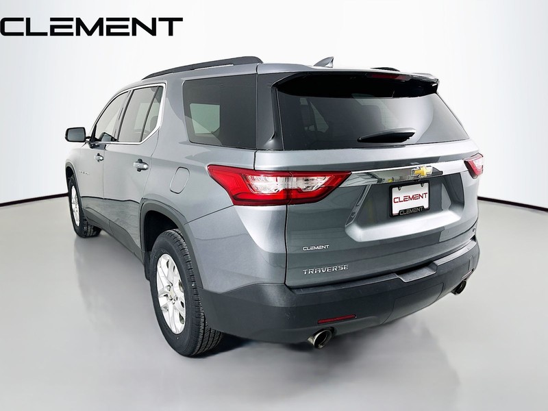 Chevrolet Traverse Vehicle Full-screen Gallery Image 8