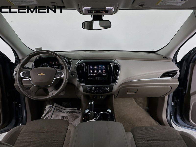 Chevrolet Traverse Vehicle Full-screen Gallery Image 11