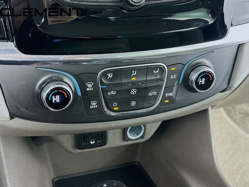 Chevrolet Traverse Vehicle Full-screen Gallery Image 21