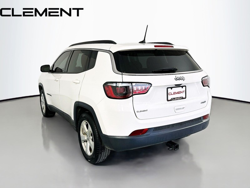 Jeep Compass Vehicle Full-screen Gallery Image 8