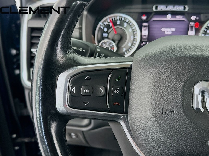 Ram 1500 Vehicle Full-screen Gallery Image 14