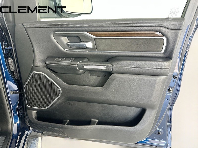 Ram 1500 Vehicle Full-screen Gallery Image 34