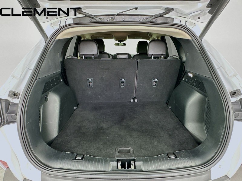 Ford Escape Vehicle Image 11