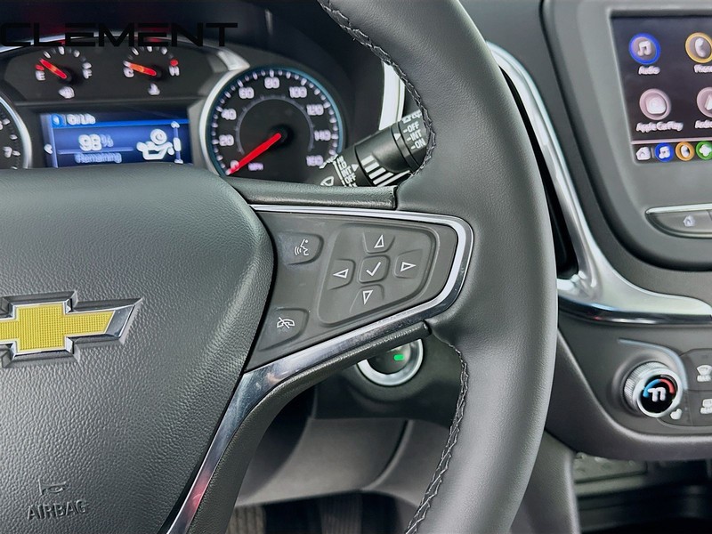 Chevrolet Equinox Vehicle Full-screen Gallery Image 16