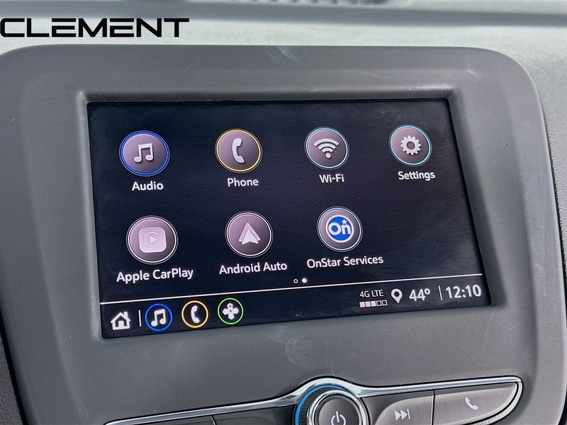 Chevrolet Equinox Vehicle Full-screen Gallery Image 18