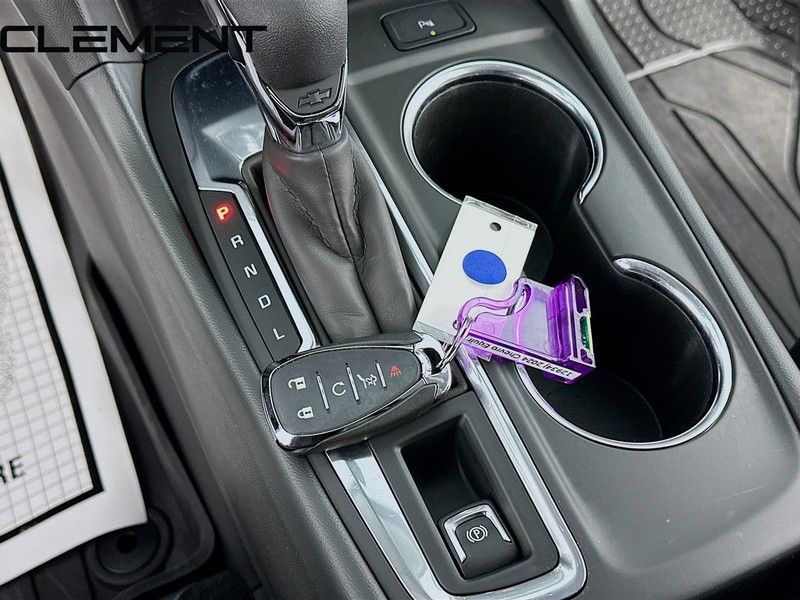 Chevrolet Equinox Vehicle Full-screen Gallery Image 23