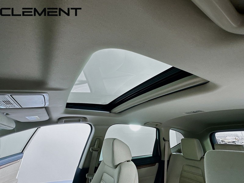 Honda CR-V Vehicle Full-screen Gallery Image 24