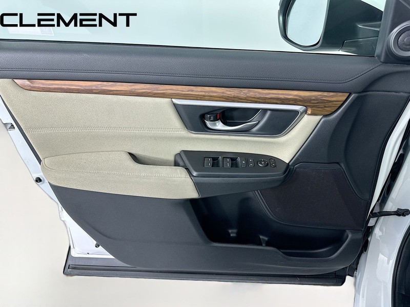 Honda CR-V Vehicle Full-screen Gallery Image 27