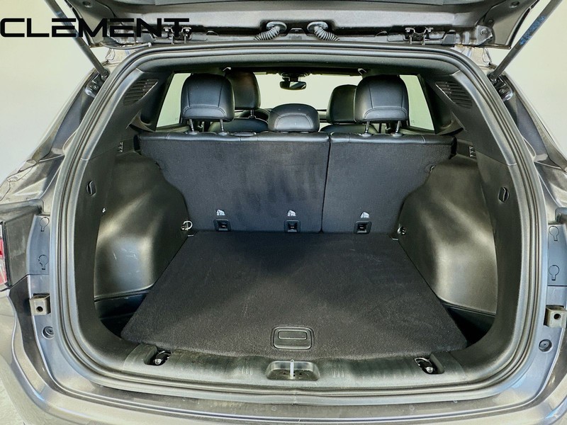 Jeep Compass Vehicle Full-screen Gallery Image 9