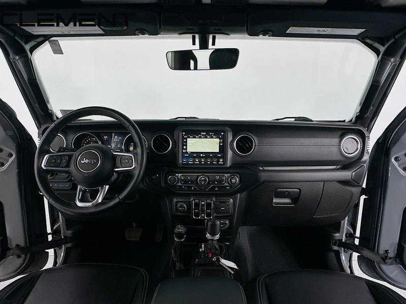 Jeep Wrangler 4xe Vehicle Full-screen Gallery Image 11