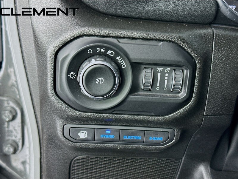 Jeep Wrangler 4xe Vehicle Full-screen Gallery Image 12