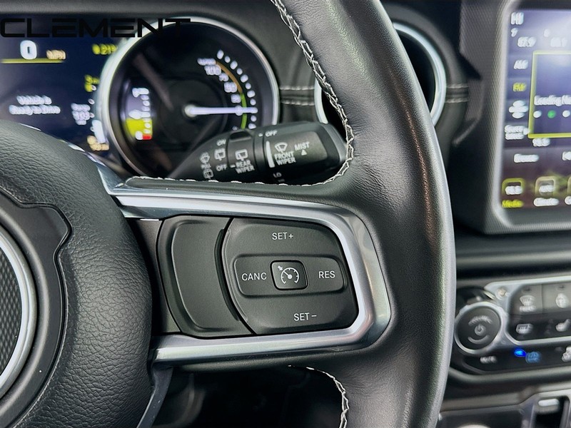 Jeep Wrangler 4xe Vehicle Full-screen Gallery Image 16