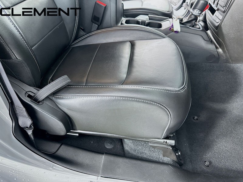 Jeep Wrangler 4xe Vehicle Full-screen Gallery Image 32