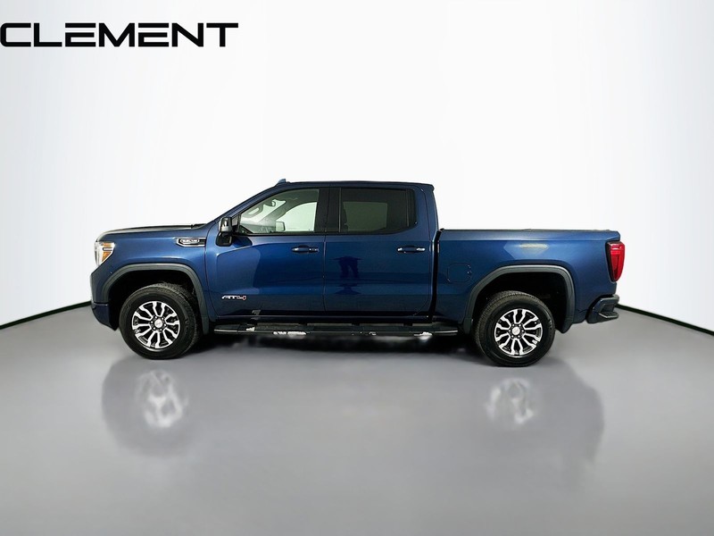 GMC Sierra 1500 Vehicle Full-screen Gallery Image 4