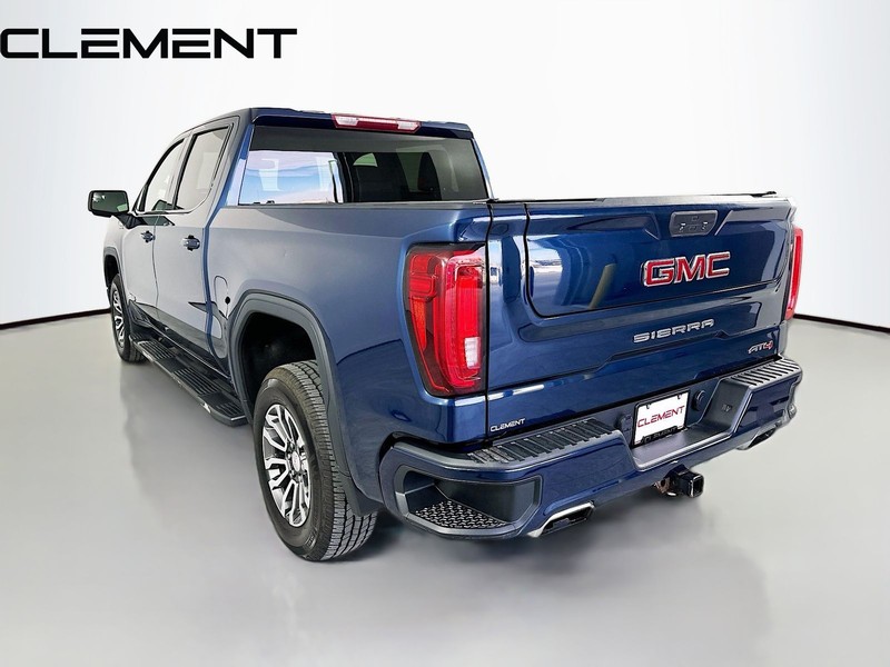 GMC Sierra 1500 Vehicle Full-screen Gallery Image 8