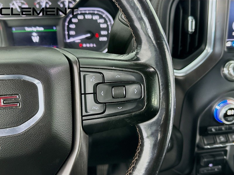 GMC Sierra 1500 Vehicle Full-screen Gallery Image 16