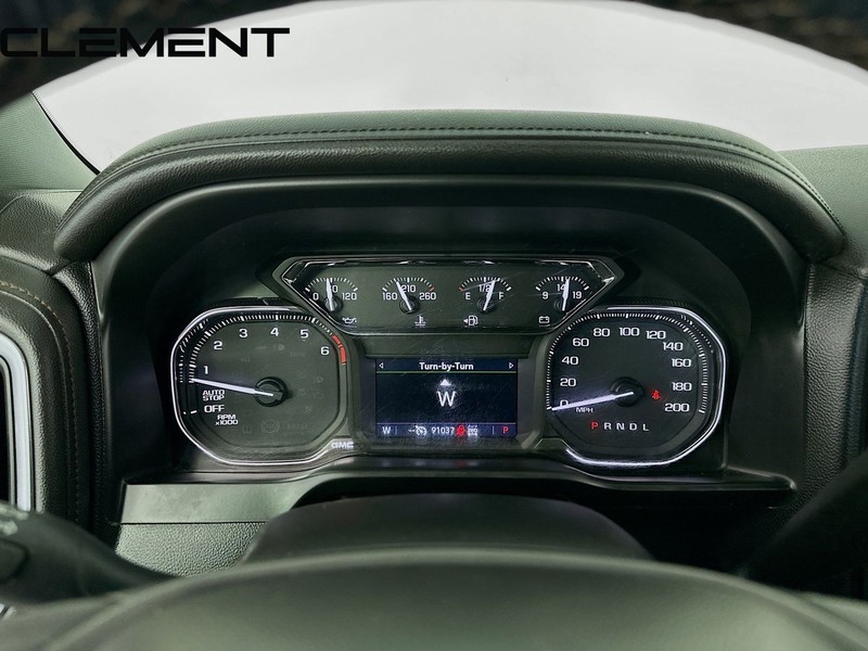 GMC Sierra 1500 Vehicle Full-screen Gallery Image 17