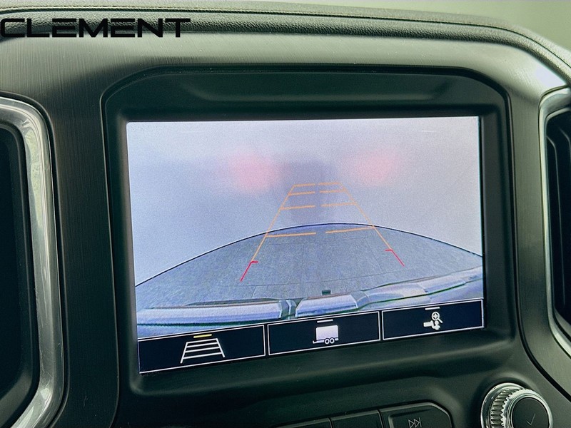 GMC Sierra 1500 Vehicle Full-screen Gallery Image 19