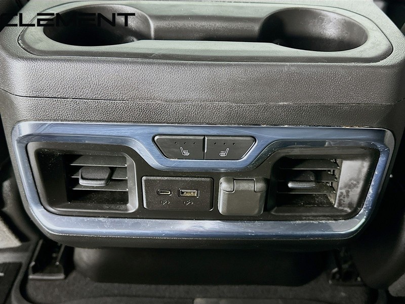 GMC Sierra 1500 Vehicle Full-screen Gallery Image 31