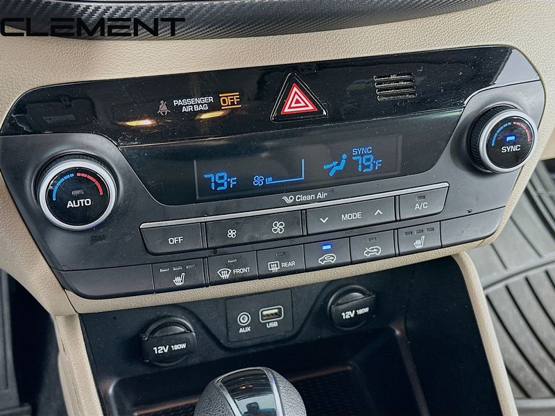 Hyundai Tucson Vehicle Full-screen Gallery Image 21