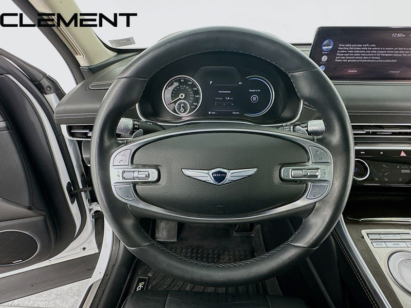 Genesis GV80 Vehicle Full-screen Gallery Image 13