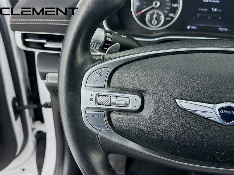 Genesis GV80 Vehicle Full-screen Gallery Image 14