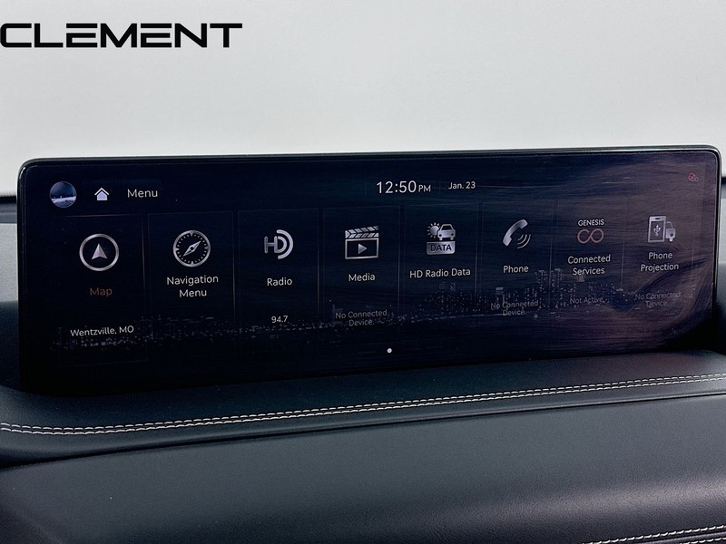 Genesis GV80 Vehicle Full-screen Gallery Image 18