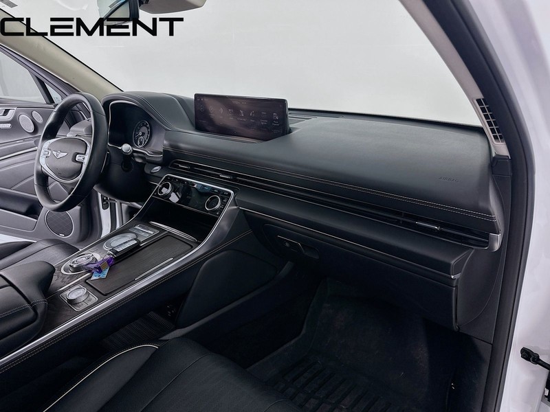 Genesis GV80 Vehicle Full-screen Gallery Image 36