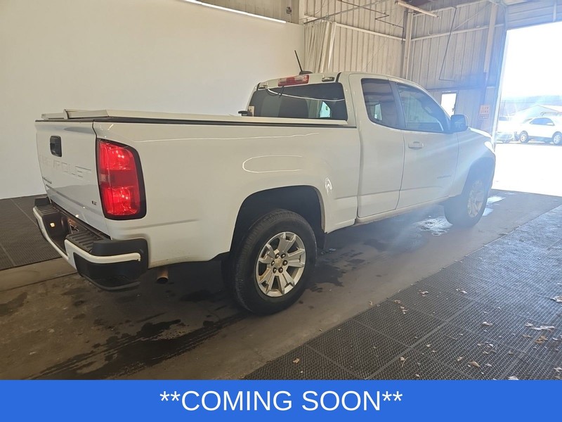 Chevrolet Colorado Vehicle Full-screen Gallery Image 2