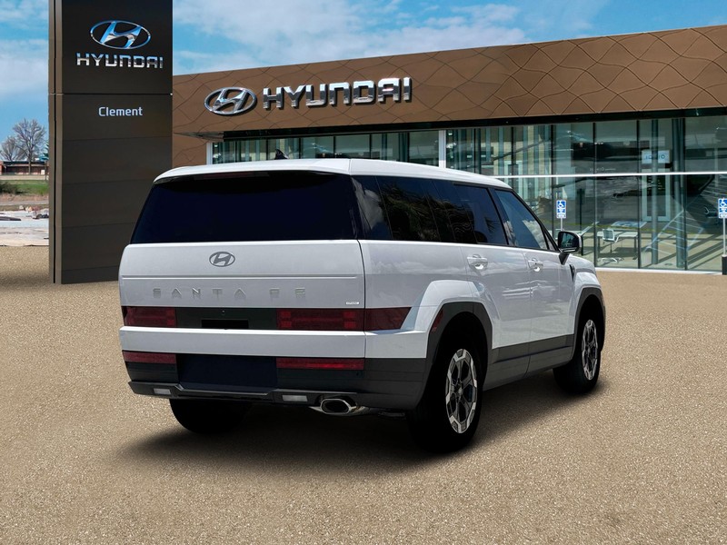 Hyundai Santa Fe Vehicle Full-screen Gallery Image 2