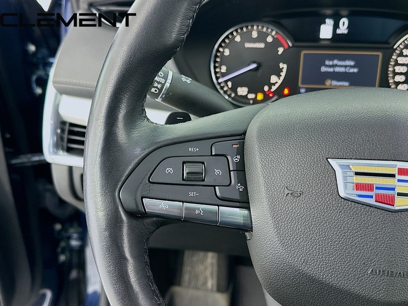 Cadillac XT4 Vehicle Full-screen Gallery Image 14