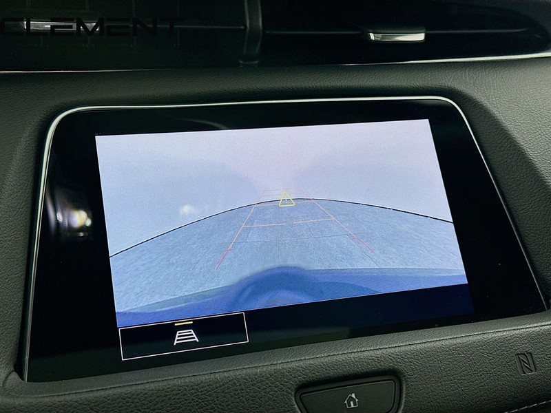 Cadillac XT4 Vehicle Full-screen Gallery Image 19