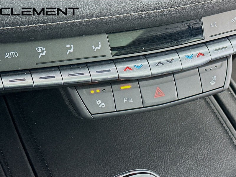 Cadillac XT4 Vehicle Full-screen Gallery Image 22