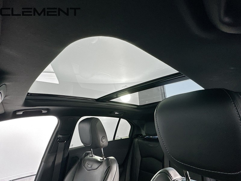 Cadillac XT4 Vehicle Full-screen Gallery Image 24