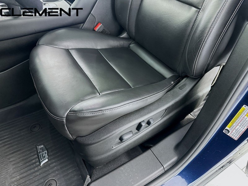 Cadillac XT4 Vehicle Full-screen Gallery Image 29