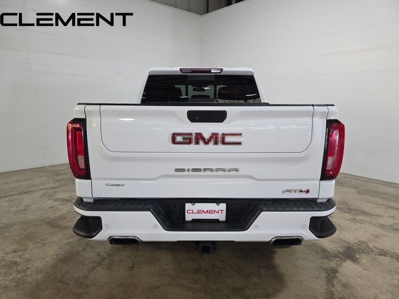 GMC Sierra 1500 Vehicle Full-screen Gallery Image 7