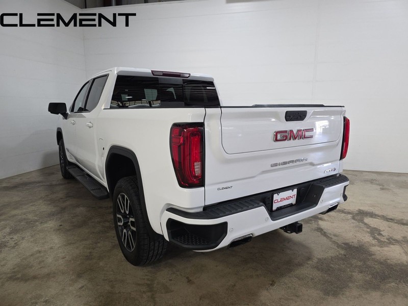 GMC Sierra 1500 Vehicle Full-screen Gallery Image 8