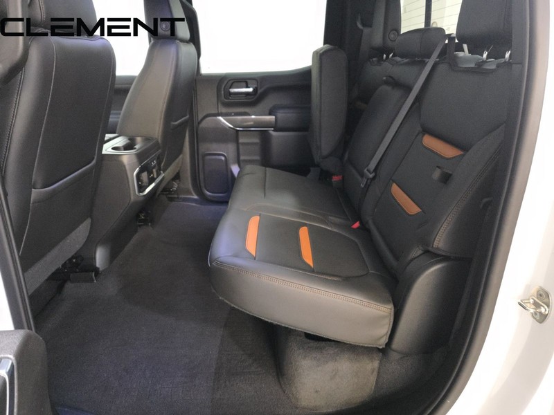 GMC Sierra 1500 Vehicle Full-screen Gallery Image 36