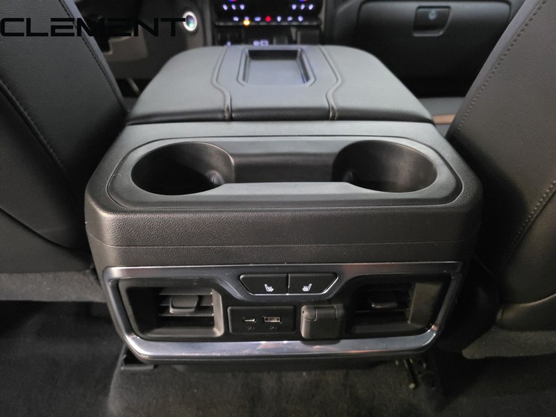 GMC Sierra 1500 Vehicle Full-screen Gallery Image 38