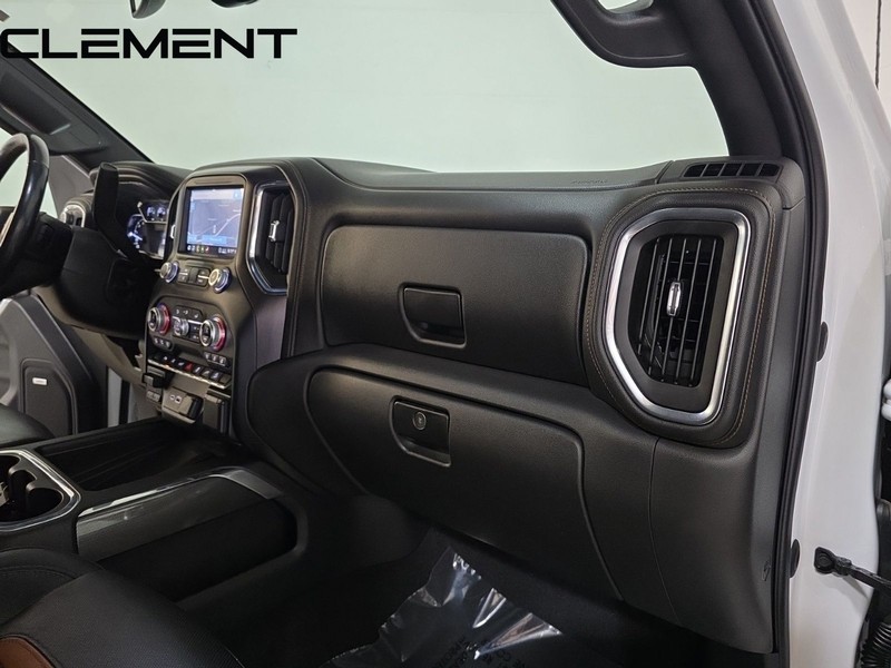 GMC Sierra 1500 Vehicle Full-screen Gallery Image 40