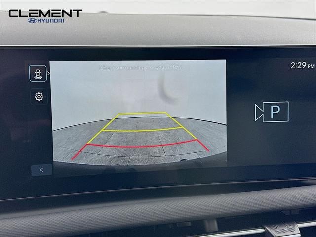 Hyundai Santa Cruz Vehicle Full-screen Gallery Image 18